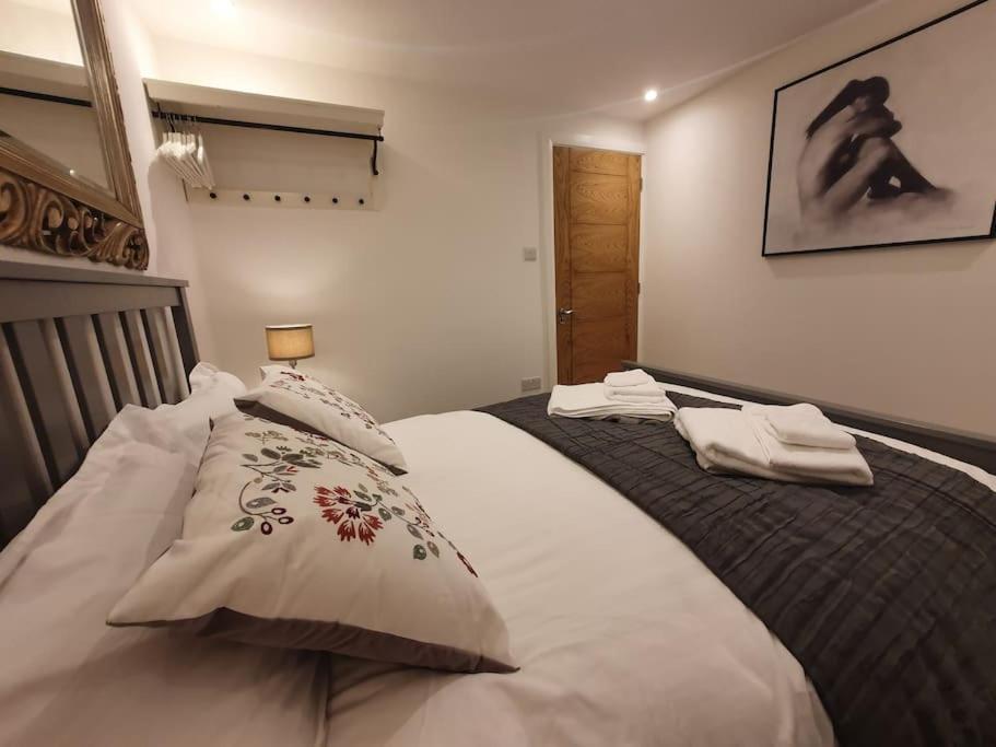 Luton Town Centre Executive Apartment Exterior photo
